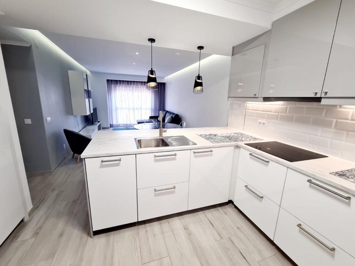 Central And New Fancy 2 Bedroom Apart.W/ 2 Wc 法鲁区 外观 照片